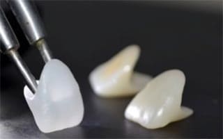 Керамические коронки из диоксида циркония